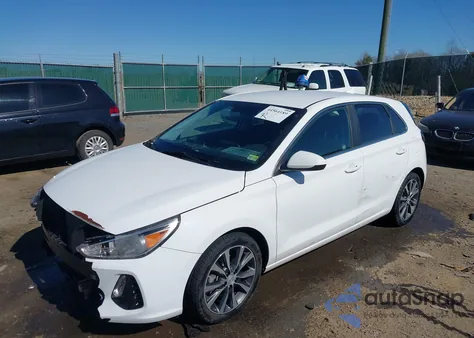 2019 Hyundai Elantra Gt z USA, uszkodzony, nr VIN KMHH35LE6KU114672
